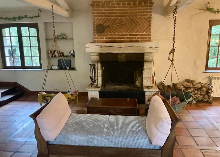 Hotel Domaine Du Moulin Mouzieys-Teulet